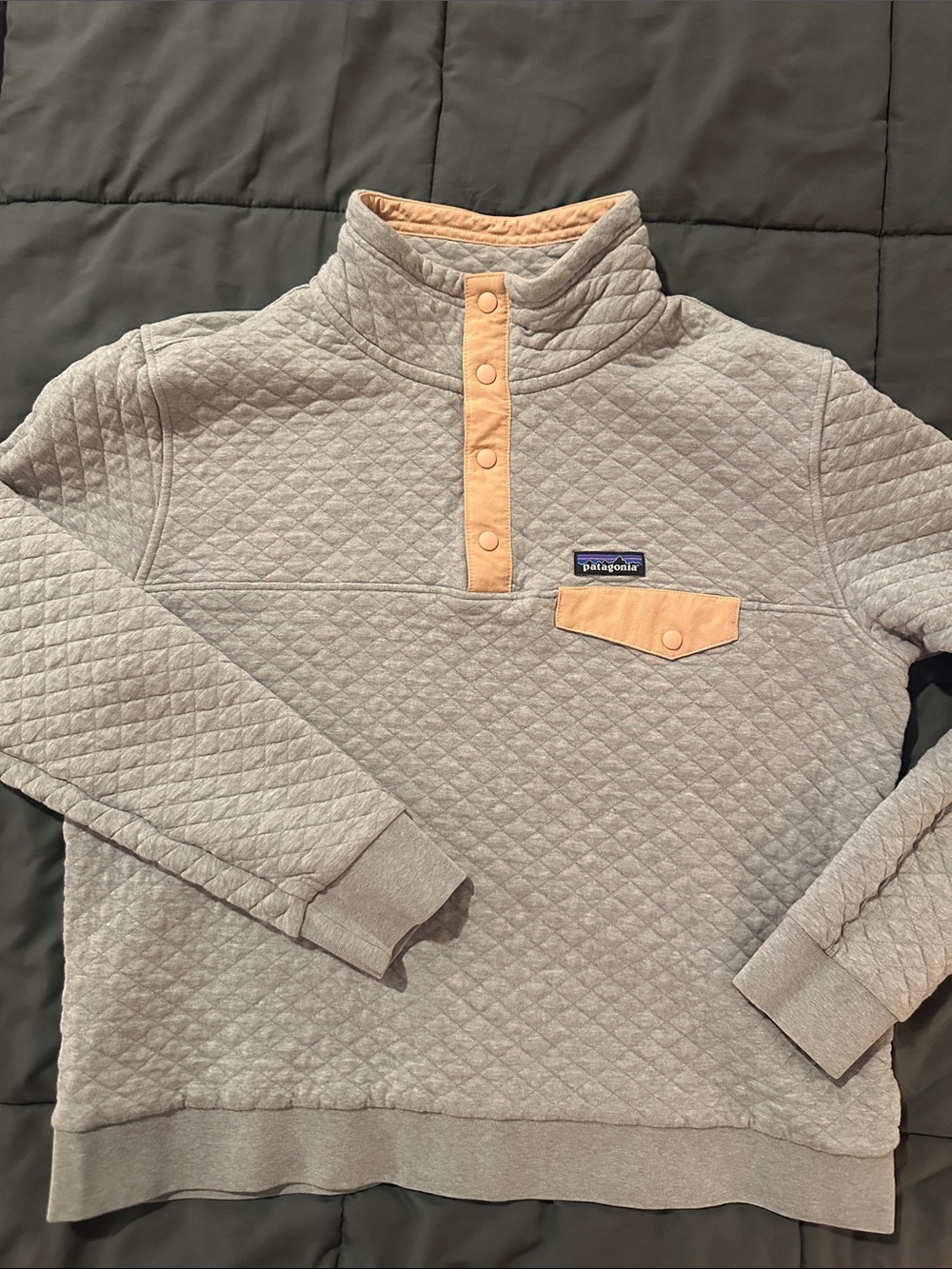 Patagonia Kids Quilted Pullover - Light Gray with Peach Accents